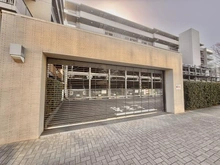 【神奈川県/横浜市鶴見区鶴見中央】オーベルグランディオ横浜鶴見 コンフォートテラス 駐車場