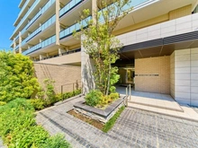 【神奈川県/川崎市幸区小向西町】プラウド川崎ガーデンテラス エントランス