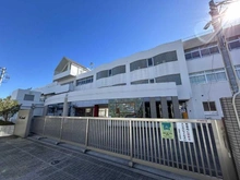 【神奈川県/川崎市幸区小向西町】プラウド川崎ガーデンテラス 川崎市立西御幸小学校（現地より約40m）