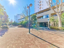 【神奈川県/横浜市鶴見区市場上町】コープ野村バードウッド鶴見2番館 アプローチ