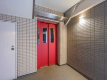 【神奈川県/横浜市鶴見区向井町】シティウインズパークフロント 共用部：エレベーター（1・3・6階停止のスキップフロア）