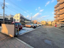 【神奈川県/横浜市鶴見区向井町】シティウインズパークフロント 駐車場