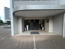 【神奈川県/川崎市幸区神明町】オーベルグランディオ川崎 サブエントランス
