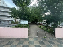 【神奈川県/川崎市幸区神明町】オーベルグランディオ川崎 さいわい緑道（現地より約120m）：