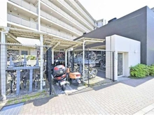 【神奈川県/川崎市川崎区港町】パークホームズグランファーストブロードコート 駐輪場