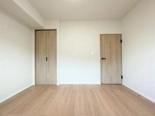 【神奈川県/横浜市鶴見区市場上町】コープ野村バードウッド鶴見2番館 洋室：約5.6帖