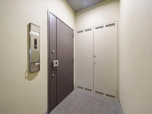 【神奈川県/横浜市港北区新横浜】ブリシア新横浜 玄関