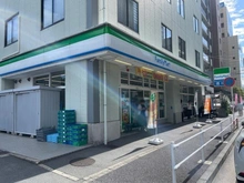【神奈川県/横浜市港北区新横浜】ブリシア新横浜 ファミリーマート 新横浜店（現地より約400m）：
