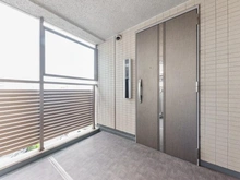 【神奈川県/川崎市川崎区港町】パークホームズグランファースト エアリーコート 玄関:ポーチ付
