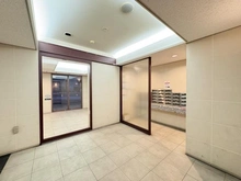 【神奈川県/川崎市川崎区浜町】レクシオ川崎桜川公園 エントランスホール