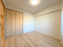 【神奈川県/川崎市川崎区四谷上町】川崎ロイヤルマンション 洋室