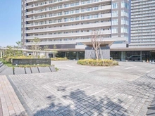 【神奈川県/川崎市川崎区港町】リヴァリエ C棟 敷地内