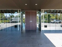 【神奈川県/川崎市川崎区港町】リヴァリエ C棟 エントランス