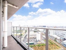 【神奈川県/川崎市川崎区港町】リヴァリエ C棟 バルコニー