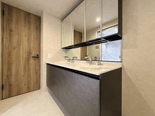 【神奈川県/川崎市幸区堀川町】ラゾーナ川崎レジデンス セントラルタワー 洗面室