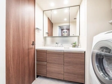 【神奈川県/横浜市神奈川区神奈川】プラウド東神奈川 洗面室