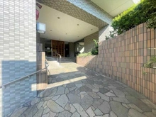 【神奈川県/横浜市鶴見区北寺尾】アドヴァンス獅子ヶ谷 アプローチ