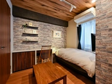 【大阪府/枚方市岡南町】プラウド枚方 洋室