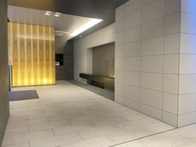 【大阪府/枚方市楠葉花園町】プラウド樟葉 エントランス