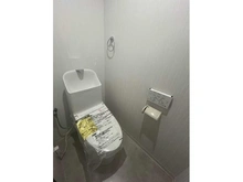 【大阪府/枚方市津田駅前】グランコープ津田 A棟 トイレ