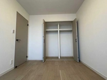 【大阪府/高槻市殿町】ライオンズマンション高槻リバーサイド 洋室