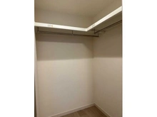 【大阪府/高槻市殿町】ライオンズマンション高槻リバーサイド 収納：ウォークインクローゼット