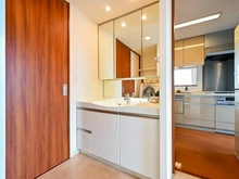 【大阪府/高槻市大塚町】ルネ高槻リバーサイドガーデン 洗面室