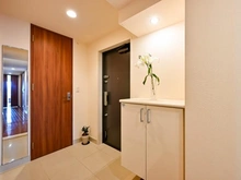 【大阪府/高槻市大塚町】ルネ高槻リバーサイドガーデン 玄関