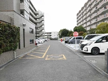 【大阪府/高槻市玉川新町】ステイツ高槻玉川新町 駐車場