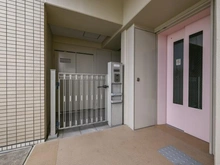 【大阪府/茨木市彩都あさぎ】ジオ彩都みなみ坂 壱番館 ポーチ