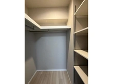 【大阪府/大阪市城東区関目】すみれ橋第一コーポ 一号棟 収納：ウォークインクローゼット