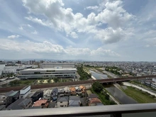 【大阪府/高槻市南芥川町】プラウドシティ高槻ステージア 眺望