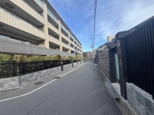 【大阪府/枚方市岡南町】プラウド枚方 前面道路