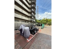【大阪府/茨木市美穂ケ丘】朝日プラザ千里北 B棟 駐輪場