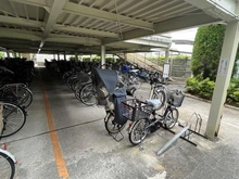 【大阪府/高槻市南大樋町】マイシティ高槻 駐輪場