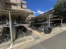 【兵庫県/西宮市大社町】グランスイート苦楽園 駐輪場