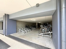 【滋賀県/大津市柳が崎】プラウドシティ大津京 駐輪場