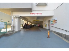 【大阪府/茨木市西駅前町】茨木グランドハイツ 駐車場