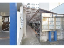 【大阪府/茨木市西駅前町】茨木グランドハイツ 駐輪場
