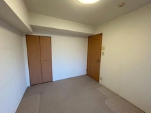 【愛知県/海部郡大治町大字砂子】アメニティ大治 四番館 洋室