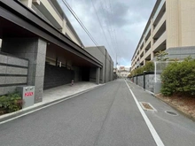 【大阪府/枚方市岡南町】プラウド枚方岡南町 前面道路