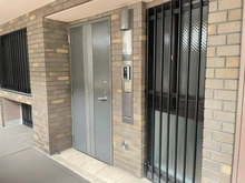 【大阪府/高槻市天神町】イトーピア高槻天神町 玄関