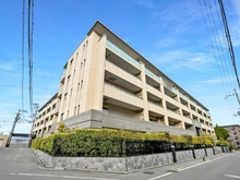 【大阪府/枚方市岡南町】プラウド枚方 外観