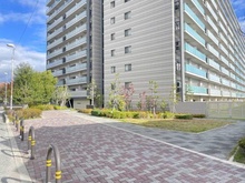 【大阪府/茨木市田中町】ジェイグラン・エル茨木 アプローチ