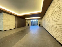 【大阪府/茨木市田中町】ジェイグラン・エル茨木 エントランス