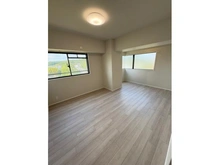 【大阪府/高槻市塚原】高槻グランドハイツ 洋室