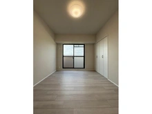 【大阪府/高槻市塚原】高槻グランドハイツ 洋室