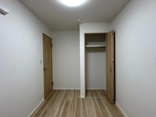 【大阪府/高槻市古曽部町】レオ高槻 洋室：約5.0帖