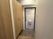 【大阪府/高槻市古曽部町】レオ高槻 玄関