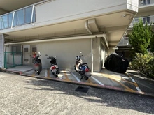 【大阪府/高槻市古曽部町】レオ高槻 駐輪場